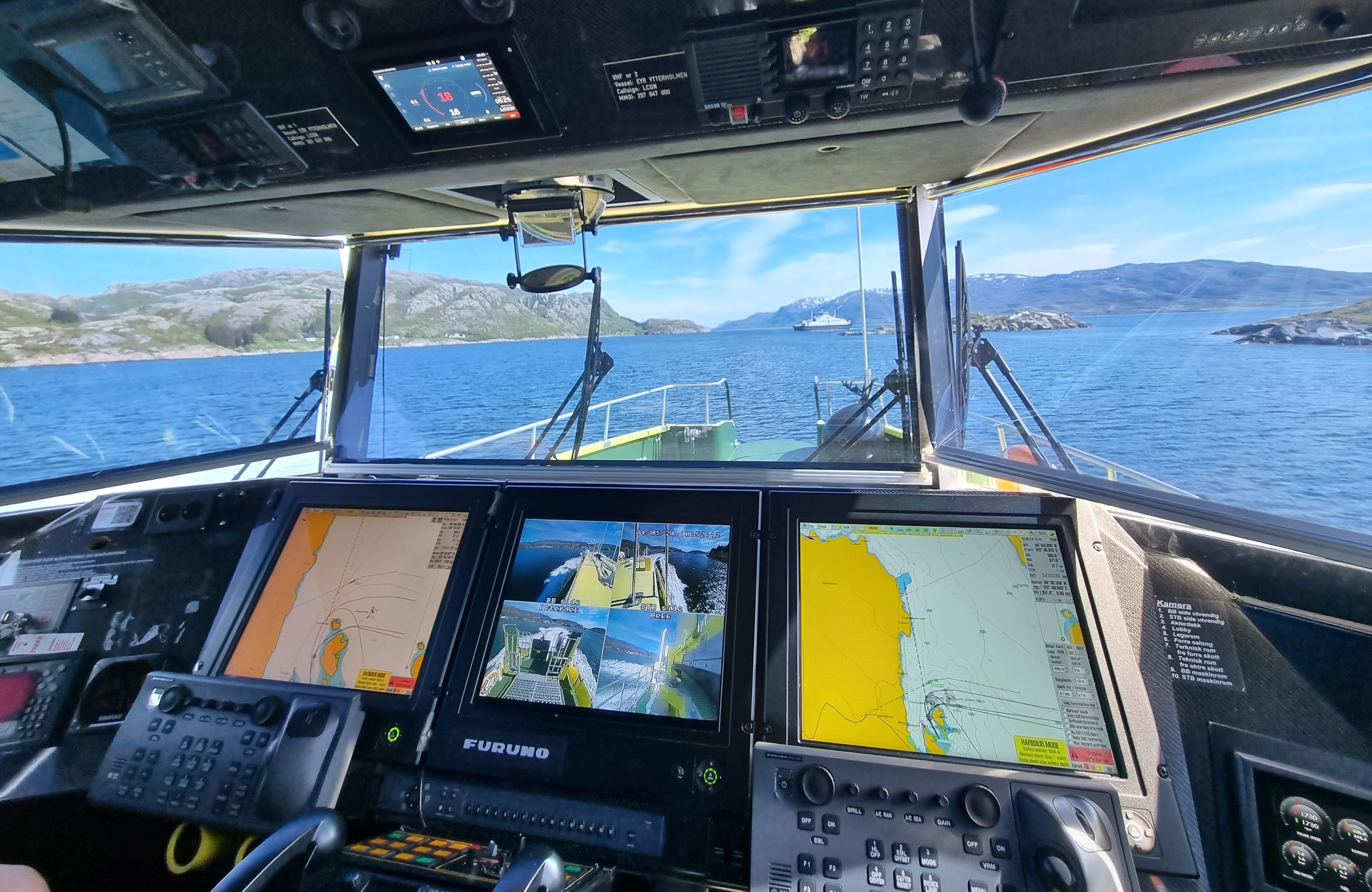 Cockpiten på en båt
