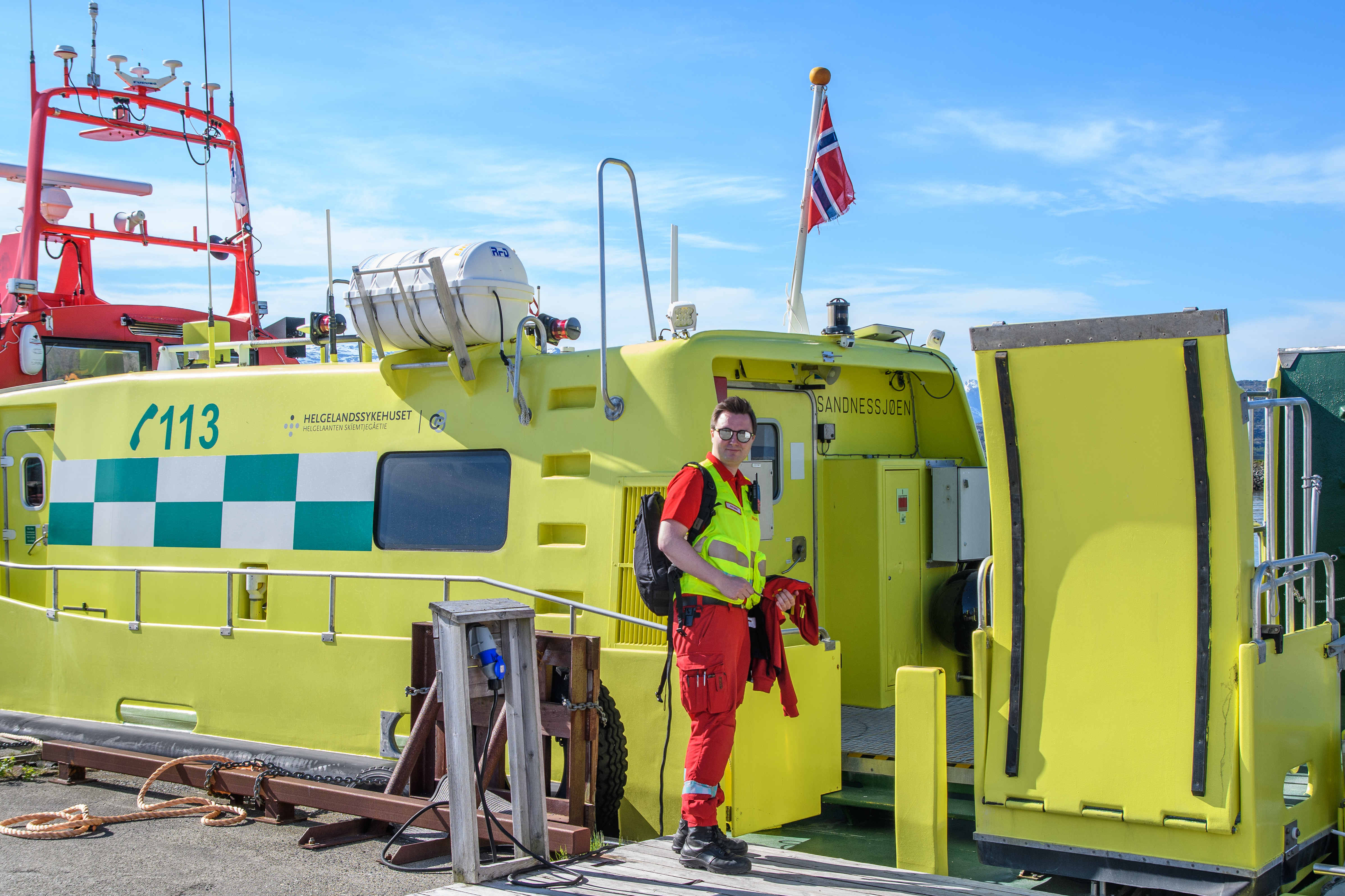 Paramedisiner går ombord
